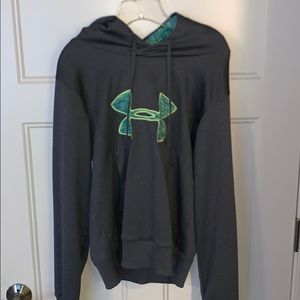 Under Armour Sweatshirt